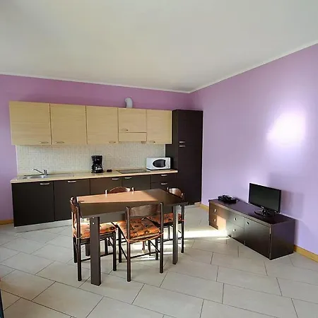 Apartman Piazzo Sleeps 4 Pool Wifi *